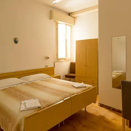 Elsa Kro Rimini